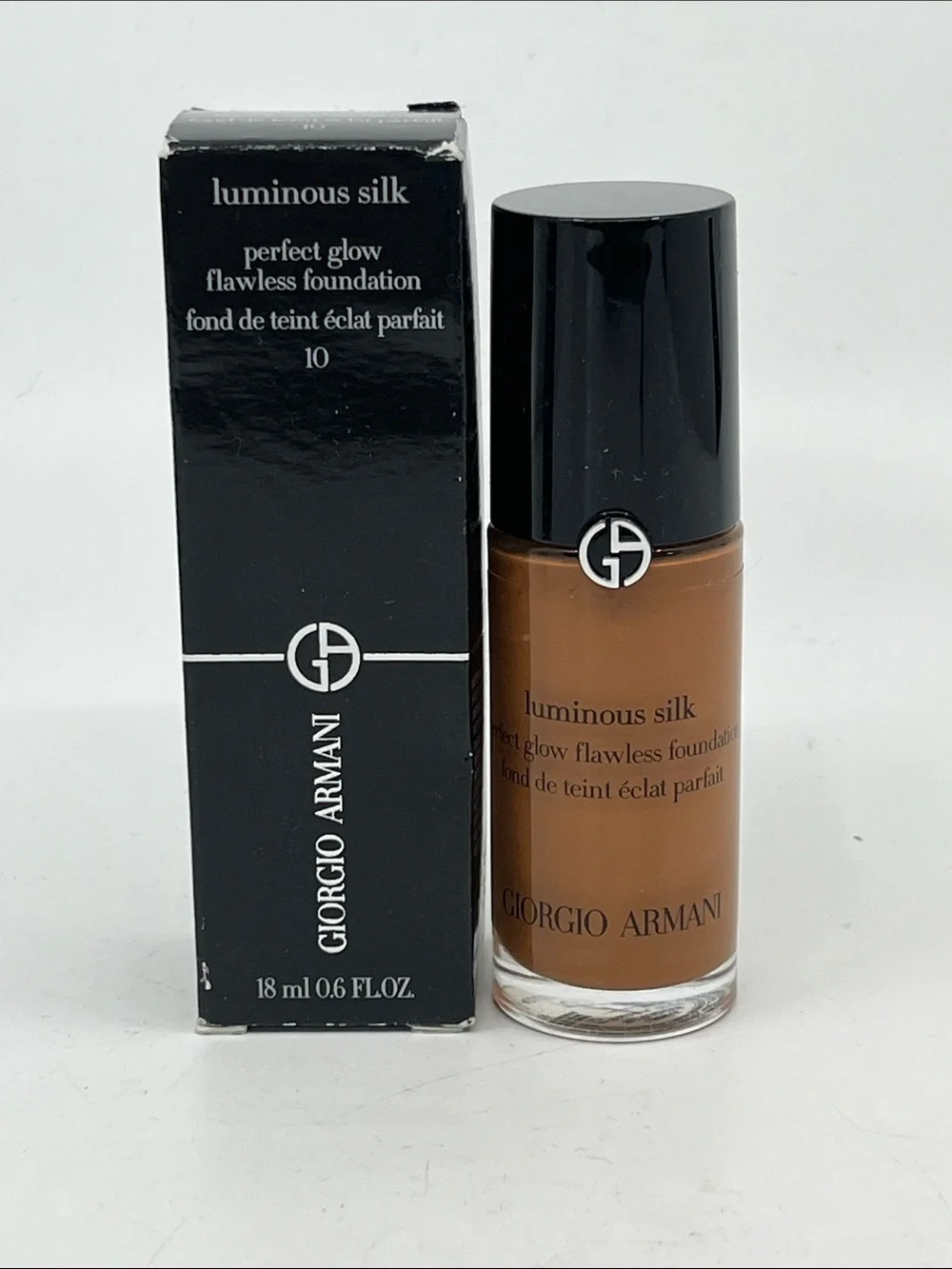 Giorgio Armani Luminous Silk Flawless Foundation - # 10 Deep Golden - 0.6 Oz.